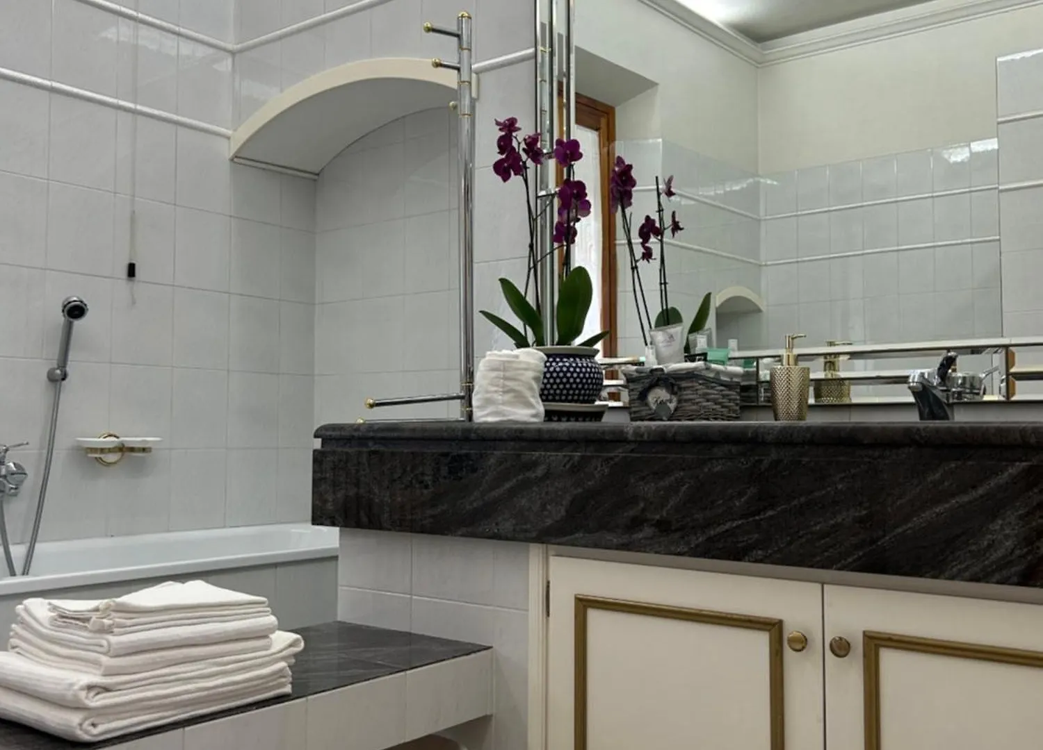 Villa Ada Monsummano Terme Guest house