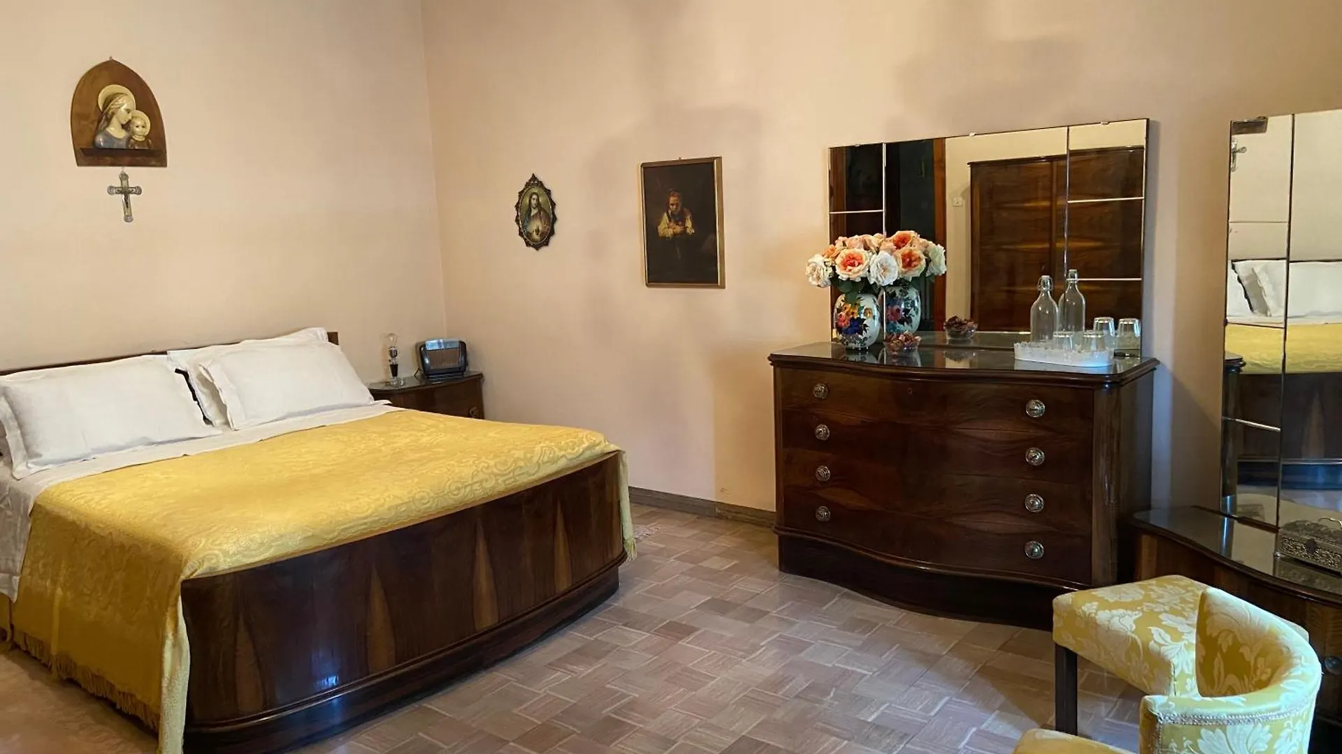 Villa Ada Monsummano Terme Guest house